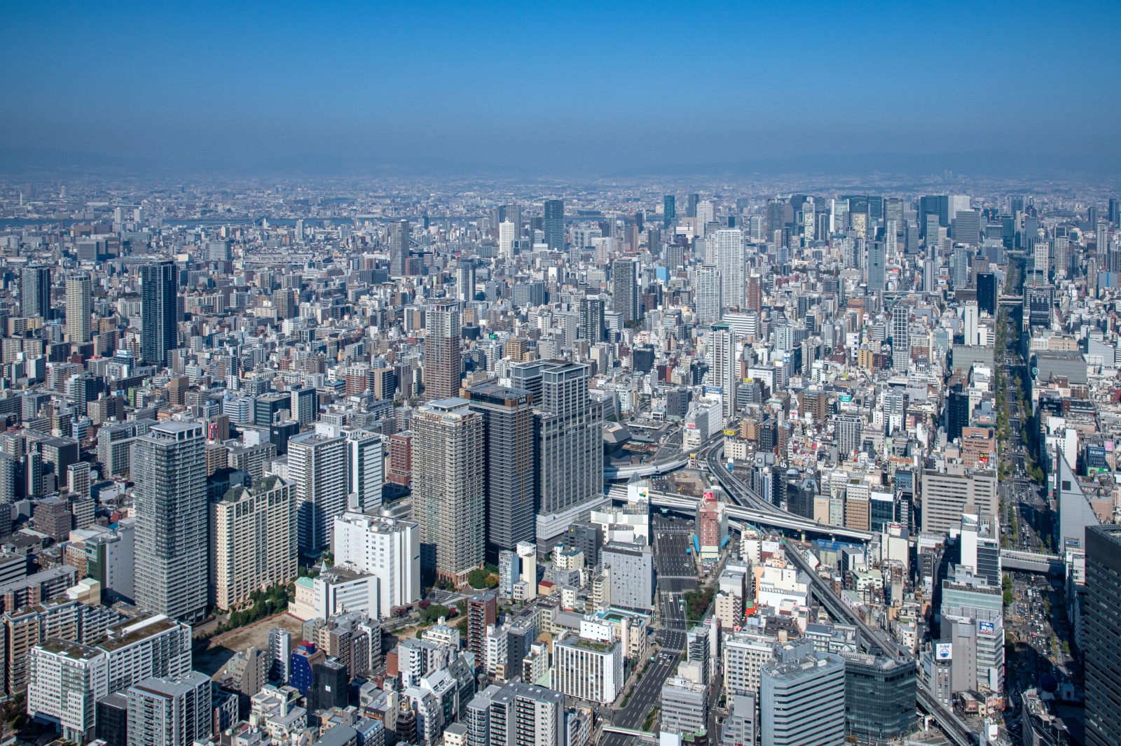 アパホテル＆リゾート＜大阪なんば駅前タワー＞ 1