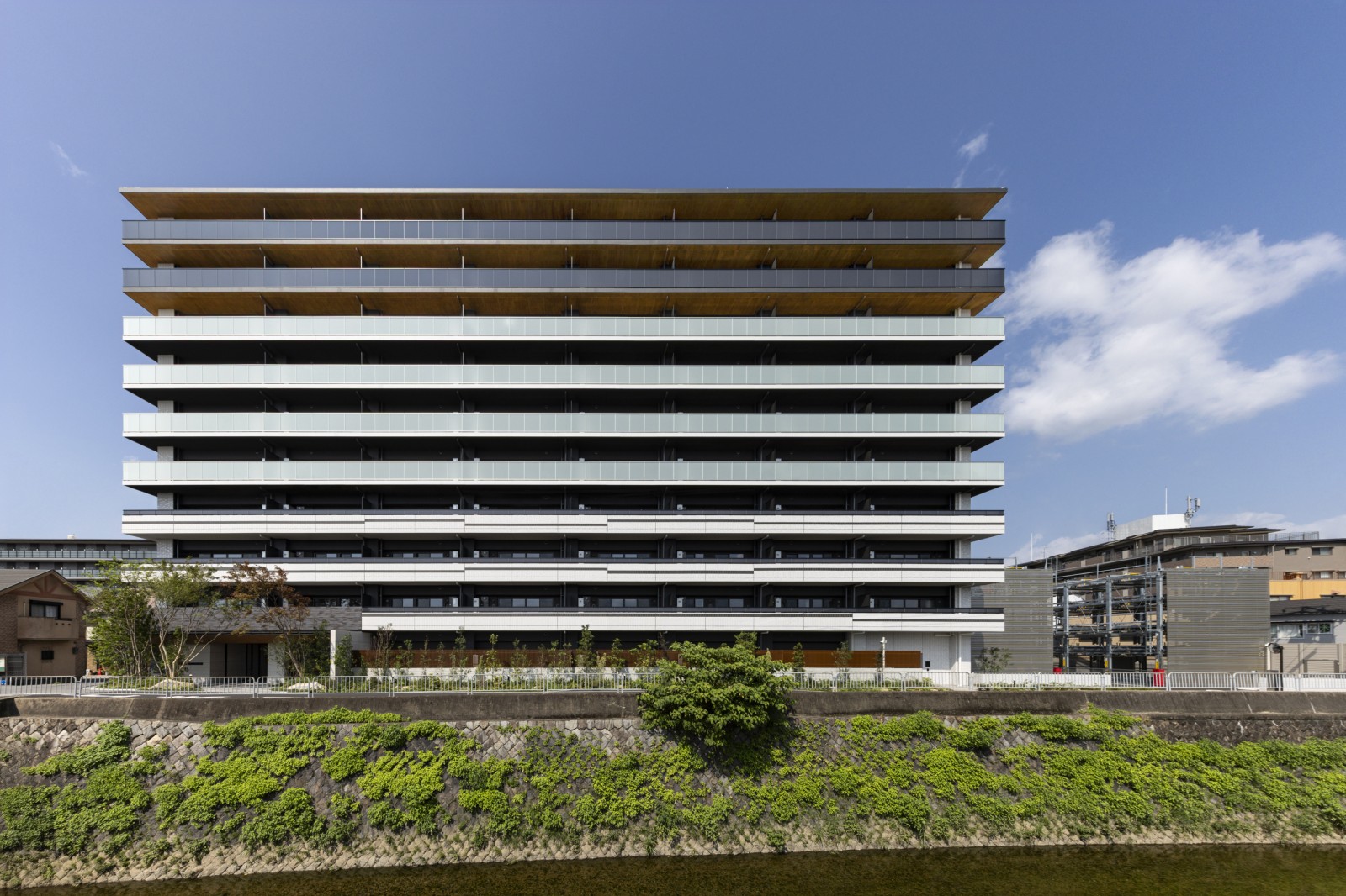 グランカサーレ京都西京極 3