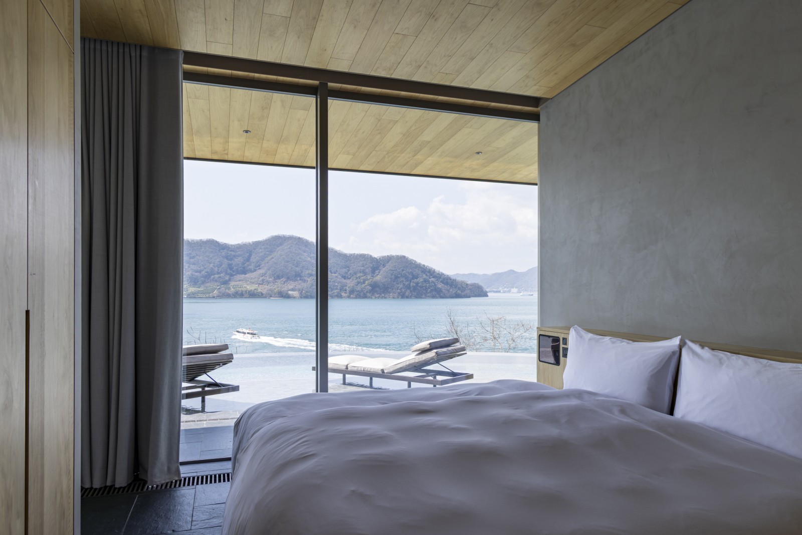 NOT A HOTEL SETOUCHI 4